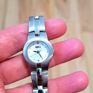 Ladies Silver Roots watch